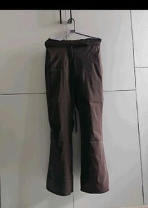 Chic Flare Trousers - Brown