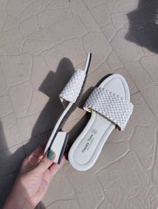 Women's  Flats