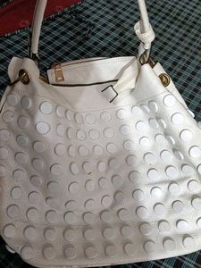 Stylish White Textured Handbag