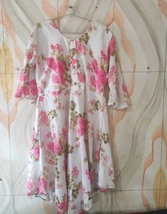 Beautiful Floral Print Kurta