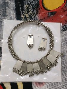 Oxidised Choker