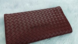 Estee Lauder Woven Clutch Wallet
