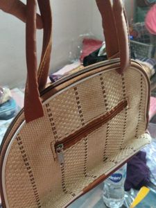 Stylish Woven Handbag