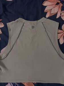 H&amp;M Cropped Sleeveless Top