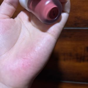 🍓FAE beauty liquid blush (shade Nutty)🍥
