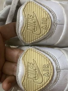 Nike girls shoes