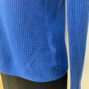 Blue Ribbed Stretchy Top