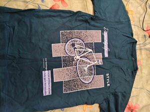 Stylish Graphic Print T-shirt