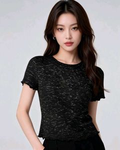 Chic  Black croptop