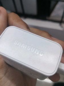 Samsung Travel Adapter EP-TA200 V1