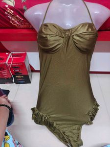 Chic One-Piece Swimsuit with Ruffles