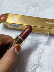 Myglamm Dual Lipstick 06 Nauty Red