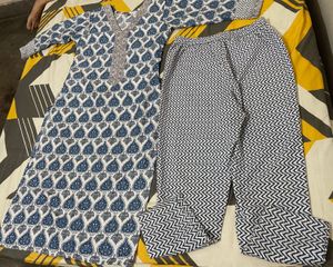 Blue &amp; White Paisley Print Kurta