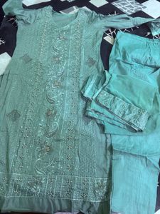 Elegant Green Embroidered Kurta Set