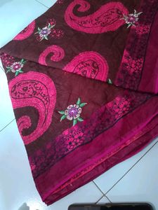 Maroon Paisley Print Sari