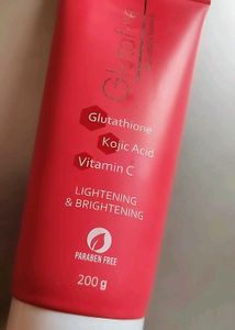 Glutafine Face Wash