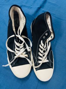 H&M Black High-Top Sneakers