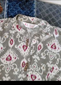 Sleeveless Kurta