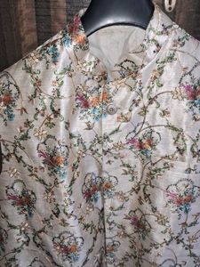 Floral Embroidered Waistcoat