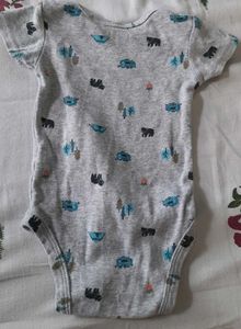 Set of 2 Baby Bodysuits and Bib &amp; 1 free Onesie