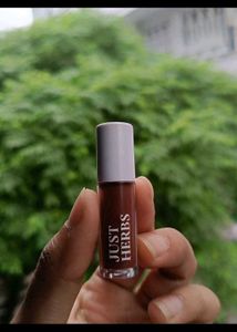 JUST HERBS serum lip gloss +a lipstick free