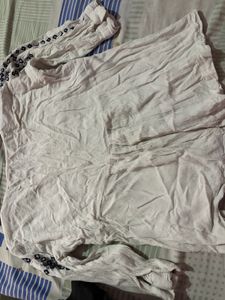 Embellished White Cotton Kurta