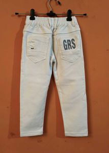 RED SHIRT WITH WHITE JEANS FOR KIDS
