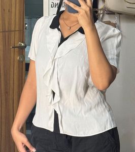 Chic Ruffle White shirt