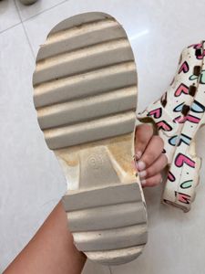 Cute Heart Print Clogs