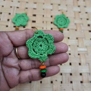 Green Crochet Flower Earrings With Pendant