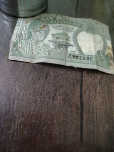 vintage 2rs.nepali note