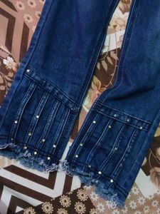Stylish Embellished Blue Denim Jeans