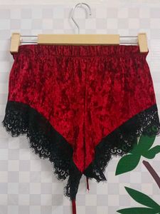 Velvet Lace Trim Shorts(400)