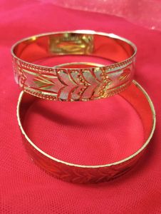 DESIGNER BANGLES