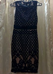 Elegant Black Lace Sheath Dress