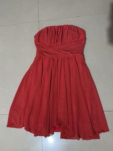 Chic Red Strapless Party Dress
