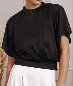Chic Black Relaxed Fit Top