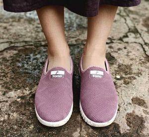 Yona Slip-On Women's Casual Shoes