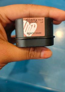 Matte Lipstick - Beach Babe