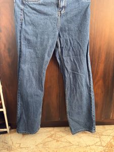 Blue wide leg jeans aesthetic y2k