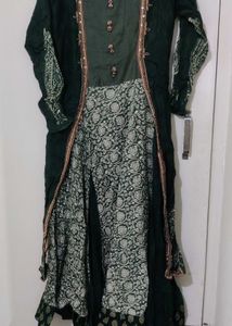 Elegant Green Ethnic Kurta Set