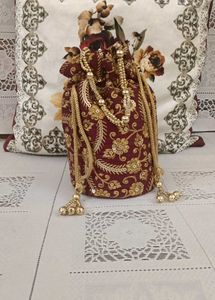 MAROON PAISLEY POTLI BAG