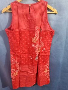 Red Paisley Sleeveless Tank Top