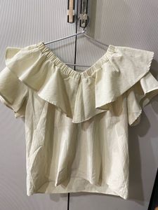 Chic Ruffled Off-Shoulder Top