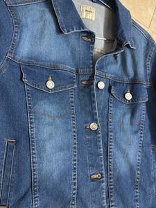 Classic Blue Cropped Denim Jacket
