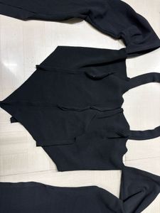 Chic Black Cut-Out crop top