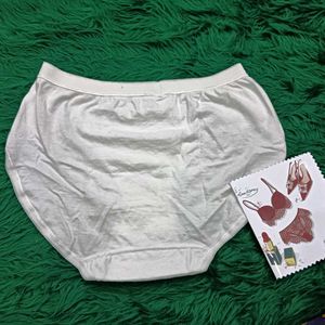 White 🫴🏻🎁Lace Briefs