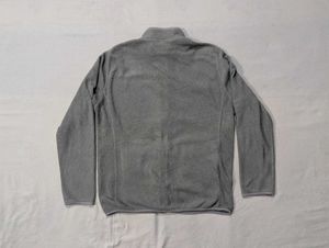 Uniqlo Men's Grey Fleece Jacket