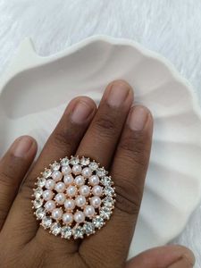 Elegant Pearl &amp; Crystal Brooch