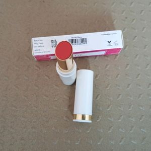 Myglamm LIT Creamy Matte Lipstick(bloody Mary)